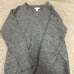 H&M women’s sweater size xs